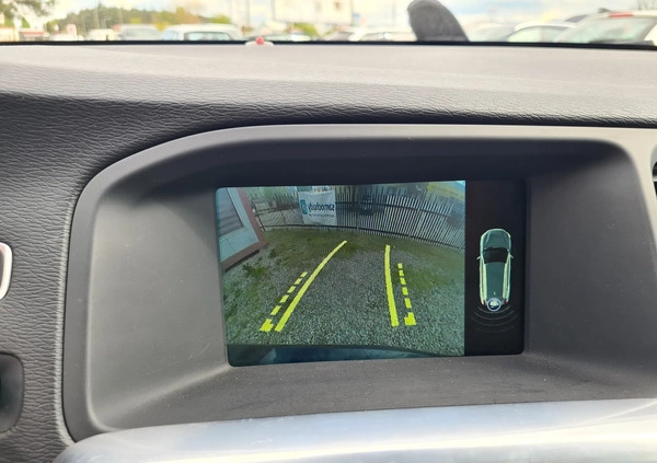 Volvo V60 cena 64900 przebieg: 122730, rok produkcji 2015 z Dziwnów małe 232